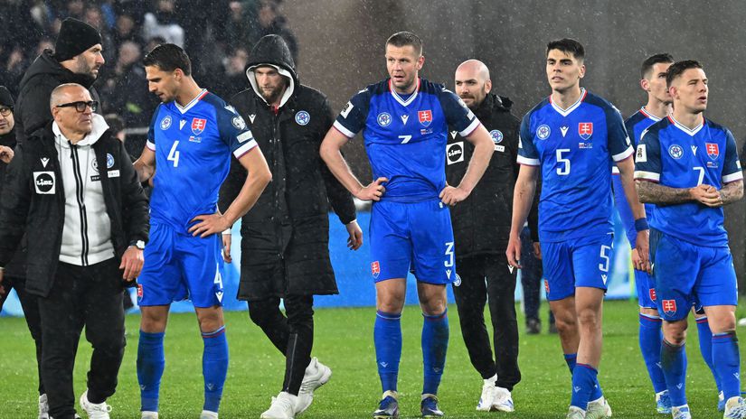 Z oslavy futbalu sa moze stat velka hanba Fanusikovia ponukaju listky na Rumunov zadarmo