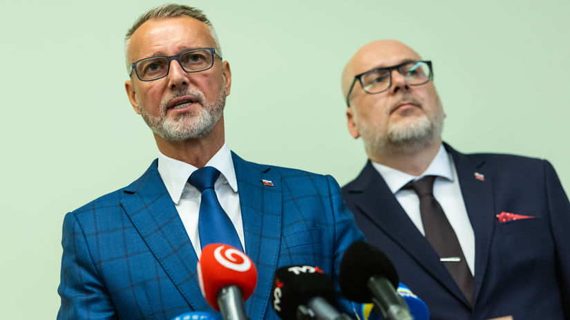 Zakon ktory spoji opoziciu aj koaliciu Hlas chce predlzit mandat starostov primatorov a zupanov