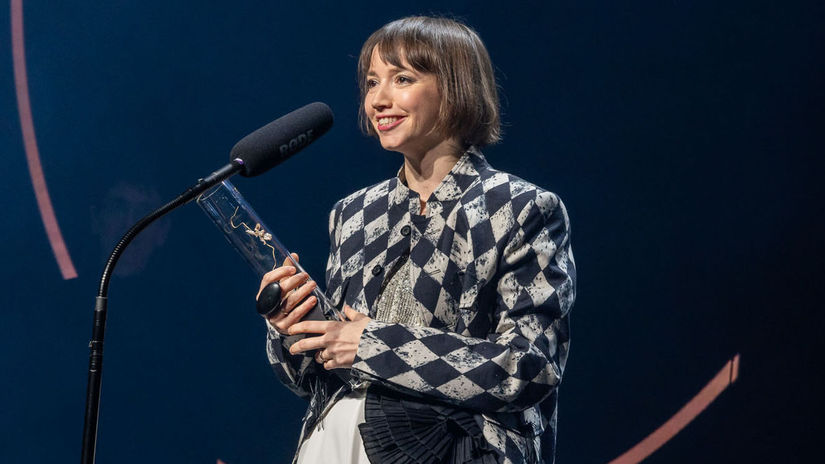 Co tu ty dievcatko chces Nvotova na zaciatku pochybovala dnes je jej Slnko v sieti ocenene ako najlepsia reziserka Reakcie divakov su najvacsou odmenou