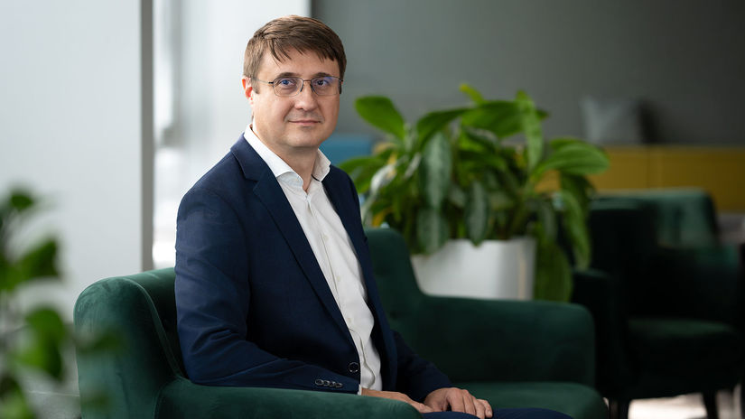 Ekonom nema dobre spravy realne mzdy Slovakov budu dva roky stagnovat