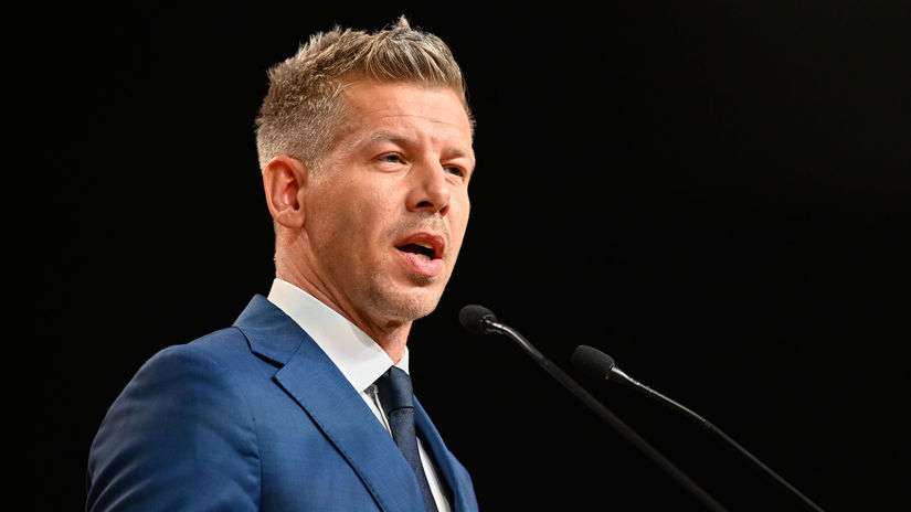 Madarske hovoril so sefom strany Madarska aliancia Gubikom pozval ho do Budapesti