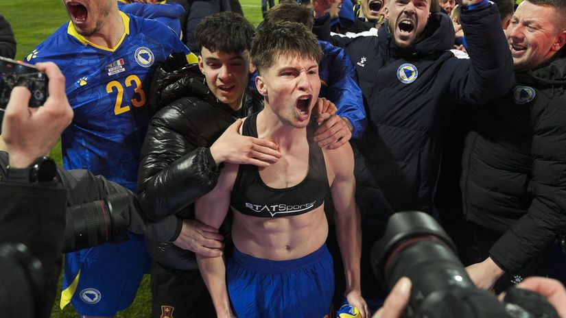 Plan bol aby sa tento chlapec nikdy nenarodil Amerika dostala kosom a na Balkan e sa zrodil jeden uzasny pribeh