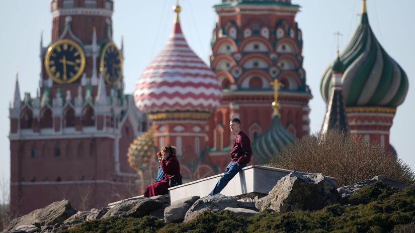 Rusko postihol kolaps bank blokovanie VPN a vypadky internetu si ziadaju svoju dan