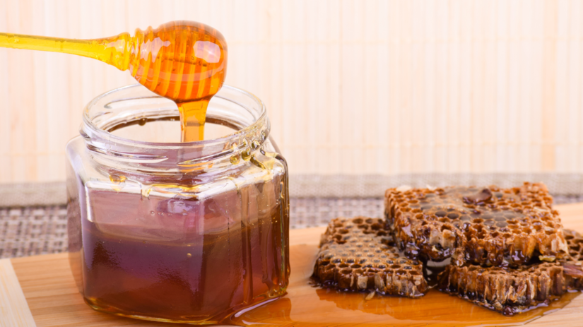 Tento med obsahuje latky ktore v nom nemaju co robiti inspektori varuju pred jeho zlozenim nie je to vlastne med