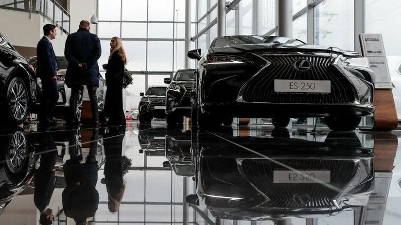 American zaplatil 77 000 dolarov za Lexus ktory nikdy nedostal A nie je sam