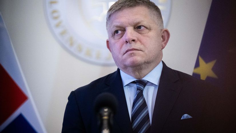 Fico je velmi znepokojeny ruskymi utokmi blizko hranic vychova noveho atentatnika pokracuje uvedol k vyrociu