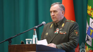 Bielorusky minister obrany Viktor Chrenin varuje pred globalnym konfliktom