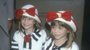 Boli najslavnejsie dvojiky sveta Hollywoodu dali kosom a dnes zarabaju miliony Aky je pribeh Mary Kate a Ashley Olsenovych