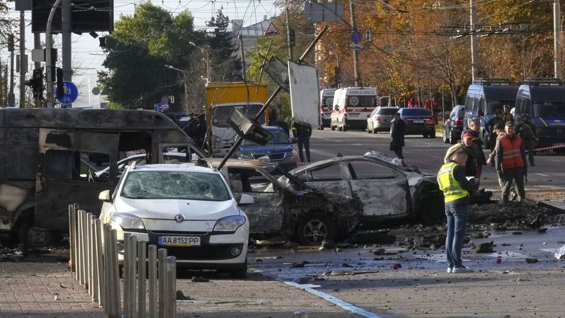 Dalsi rusky generl na odstrel Pri Moskve explodovalo auto vodic zahynul