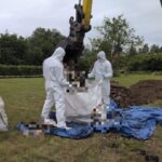 Hrozivy nalez v polsku na pozemku patologicky nasli desiatky zakopanych ludskych plodov mala ich pouzivat na experimenty
