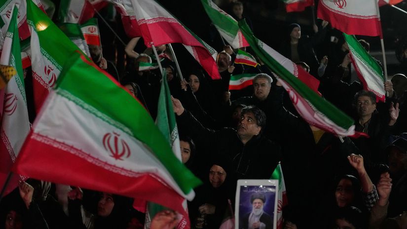 Navrh dohody s USA zrusi sankcie a ukonci aj vojnu v Libanone tvrdi iranska agentura