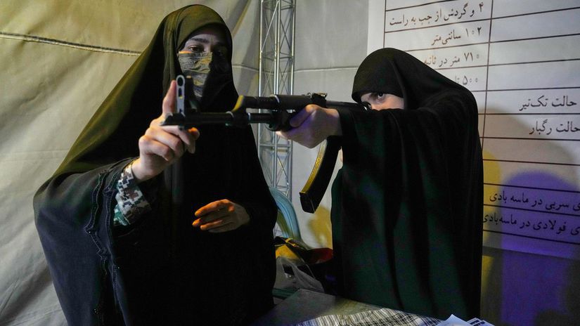 ONLINE Vojna je nevyhnutna Iran odmieta poziadavky USA a odkazuje Nikdy sa nevzdame
