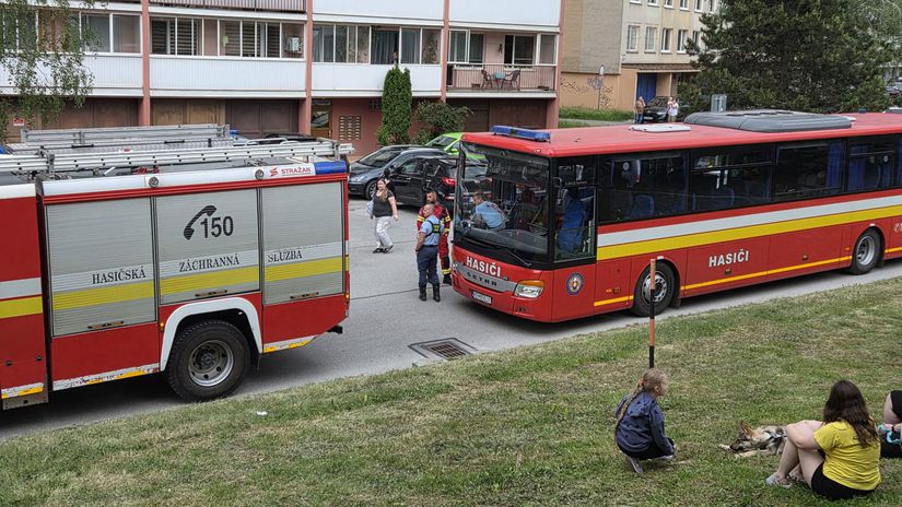 Poplach na kosickom sidlisku V lesnom poraste nasli muni ciu policia evakuovala obyvatelov