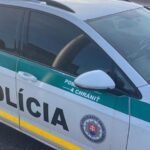 Poplach v Bratislave Policia preveruje hlasenie o udajnych ozbrojenych muzoch v blizkosti skoly