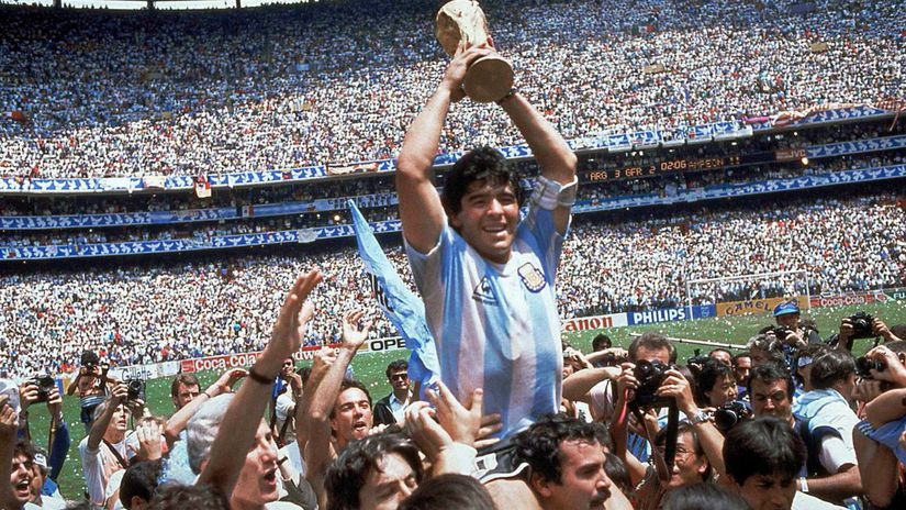 Športweb prináša nový podcast Športové legendy. Prvá epizóda sa zameriava na fenomén Diega Maradonu. 7 sportweb prinasa novy podcast sportove legendy prva epizoda sa zameriava na fenomen diega maradonu