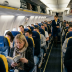 Ryanair to opat spravil Pobavil aj vyvolal vasne Na tychto 5 typov pasazierov vytasil cervene karty Zahranicie Cestovanie