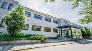 Skandal so stipendiami na Univerzite Komenskeho Vedenie podava trestne oznamienie a nariadilo audit
