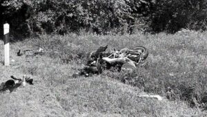Tragedia na Liptove Policajt na sluzobnej motorke neprezil zrazku s autom Domace Spravy