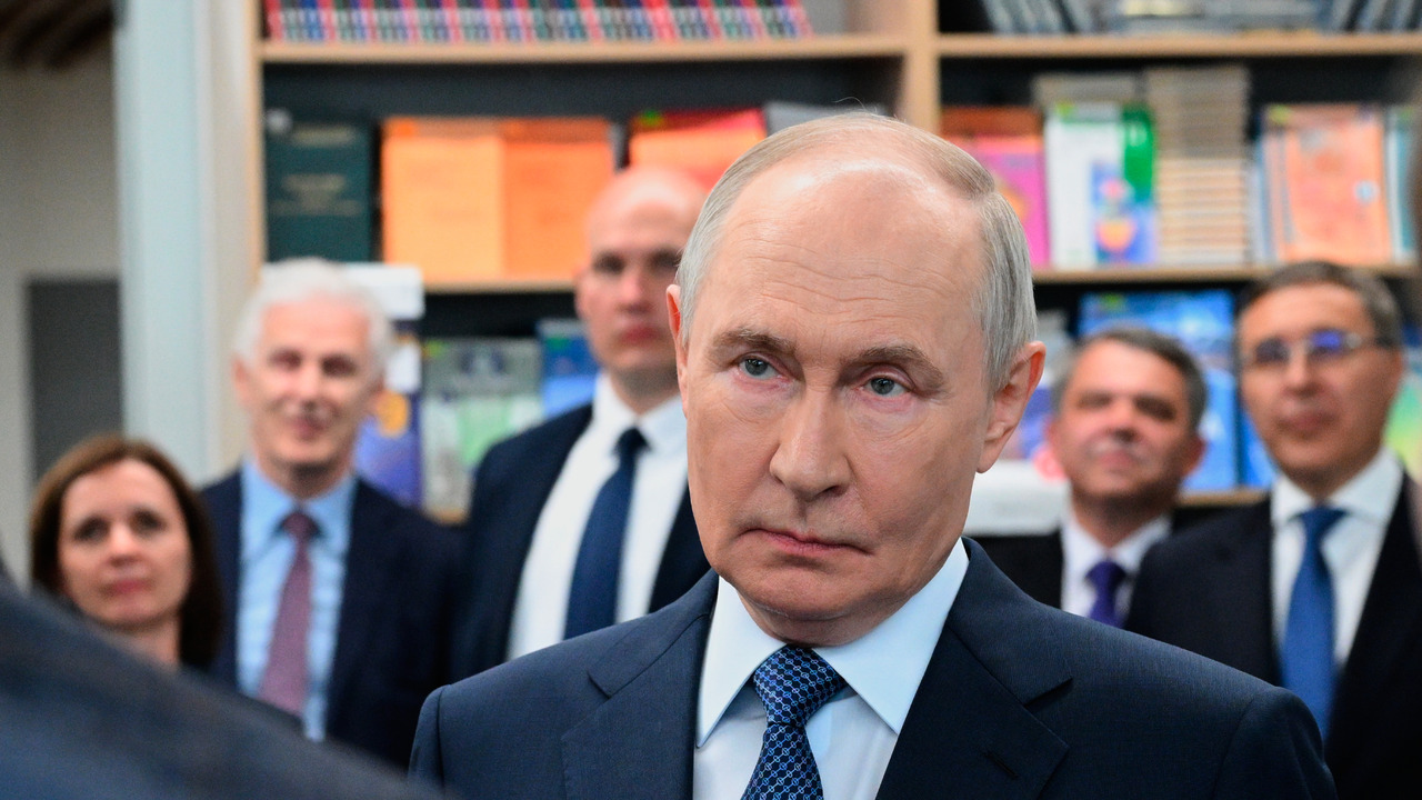 Putinova navsteva priniesla zavery aj prekazky Miestni si robili srandu z opravenych ciest a cien benzinu