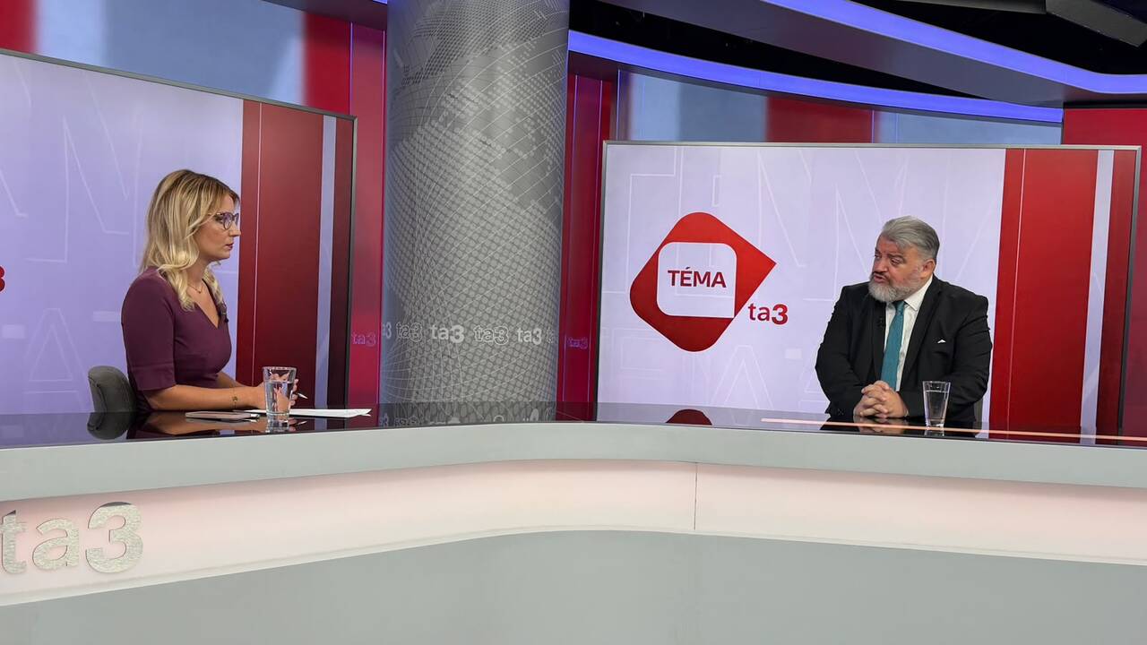 Rusko vojna boli Ukrajinu vsak nici tvrdi Chmelar Varuje ze eskalacia moze zatiahnu Europu do sirsieho konfliktu