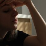 Starsim sa zdaju tieto situacie banalne mladych paralyzuju Psychologicky vsak odmietaju reci o snehovych vlockach