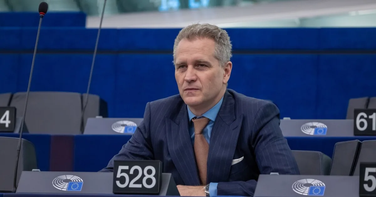 Europoslanec za AfD so slovenskými koreňmi o úspechu a plánoch