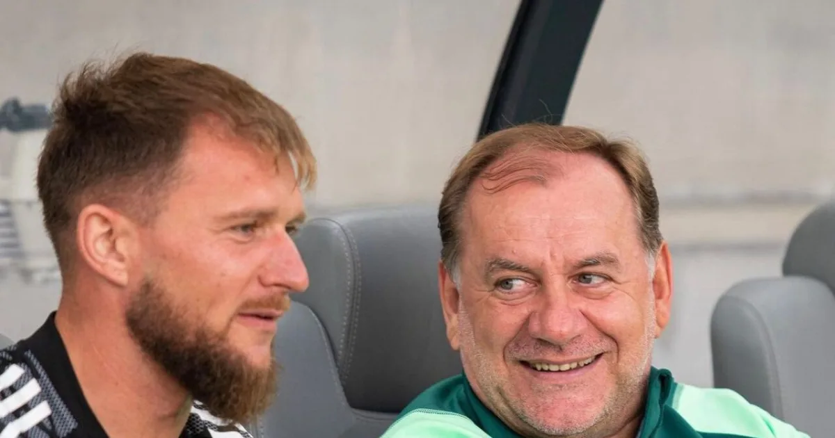 Futbalista by žil všade, len nie na Maldivách. Zláka ho už len miliónová ponuka.