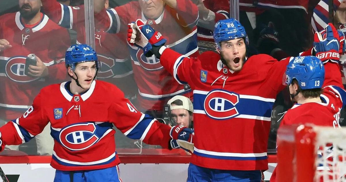 Slafkovský žiaril a bol prvou hviezdou zápasu, Montreal zdolal rivala