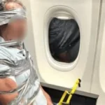 VIDEO: Boeing sa v silnom vetre naklonil a krídlom zasiahol zem