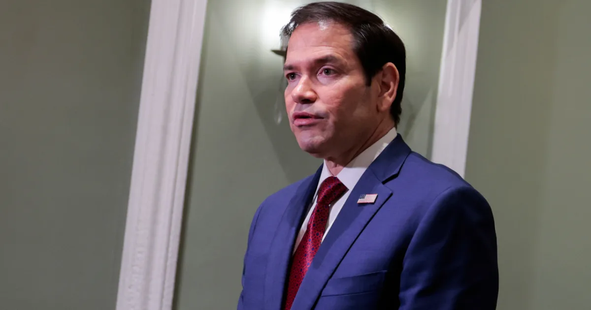 Americký minister zahraničia Marco Rubio sa nakrátko zastavil v Prahe 7 Americký minister zahraničia Marco Rubio sa nakrátko zastavil v Prahe