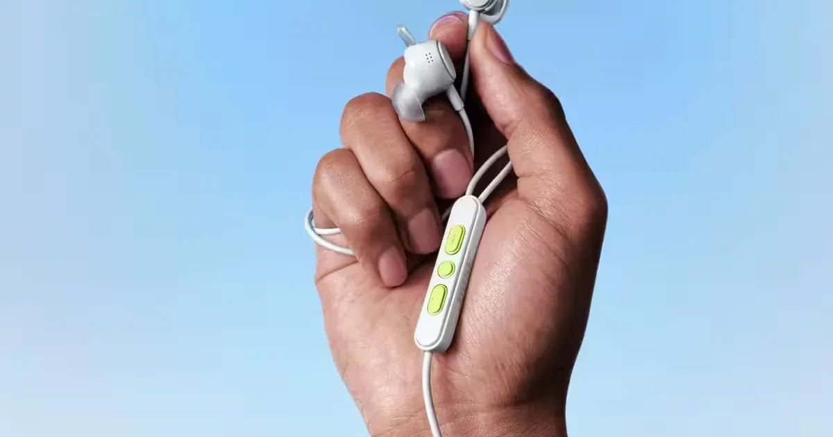 Bose uvádza na trh nové káblové slúchadlá do uší