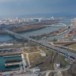 Bratislava má problém s parkovaním, záchytné miesta sa ráno plnia