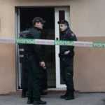 Bratislavskí policajti zachránili 90-ročnú ženu na parapete okna