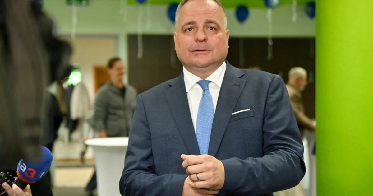 Droba: Nechcem byť za každú cenu obľúbený. Hovorí o plánoch v kraji aj o kritike