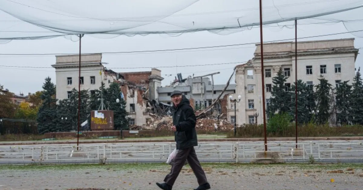 Evakuácia na okupovanom Ukrajinsku: obvinenia, že Rusko bránilo odchodu
