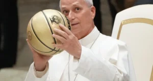 Jeden hlas, no mocný a Trumpa nepoteší. Lev XIV. urobil to, čo žiadny pápež pred ním