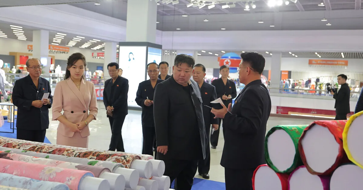 Kim Čong-un sa objavil na verejnosti po špekuláciách o svojej smrti