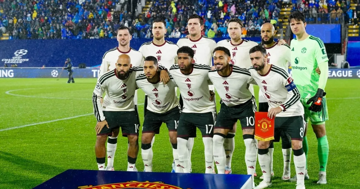 Manchester vrie: kapitán a tréner si posielajú odkazy, správajú sa ako dorastenci