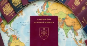 Na východnom Slovensku pribudla dychberúca atrakcia. Na hojdačku sa zmestí celá rodina