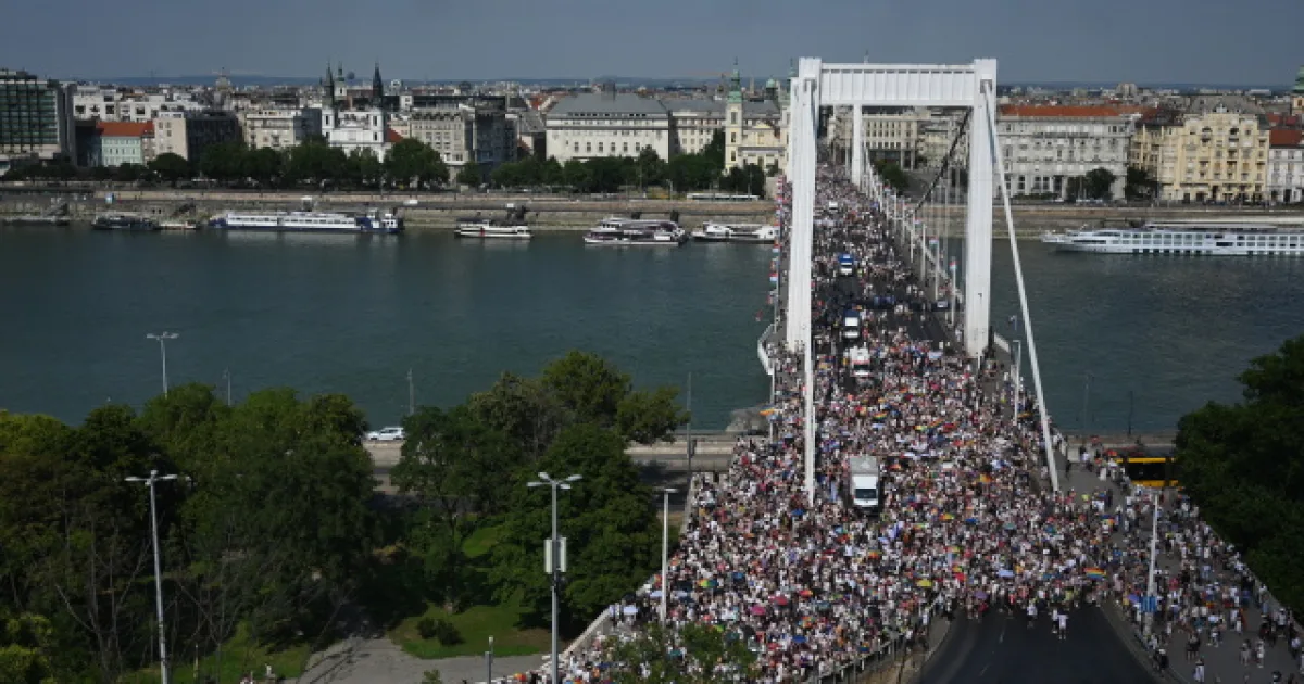 Orbán chce v boji s Magyarom rozdávať predmety, Tisza to označil za hlúposti
