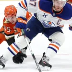 Ovečkin je out. NHL pobláznila produktivita McDavida, útočí na rekordy