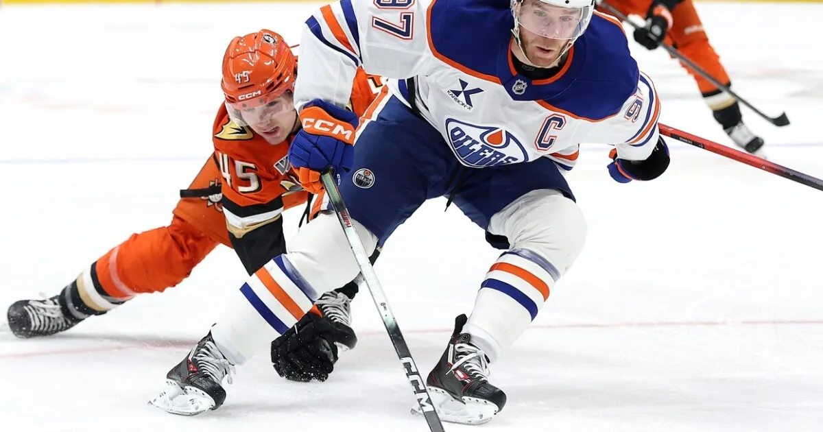 Ovečkin je out. NHL pobláznila produktivita McDavida, útočí na rekordy 5 Ovečkin je out. NHL pobláznila produktivita McDavida, útočí na rekordy