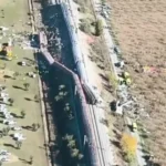 Počet obetí zrážky vlakov v Španielsku stúpa. Na nešťastí sa podieľali počítače aj ľudia