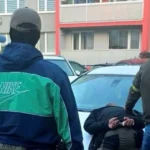Polícia zadržala muža obvineného z dávnej vraždy, obeť zastrelil a stopy zahladil