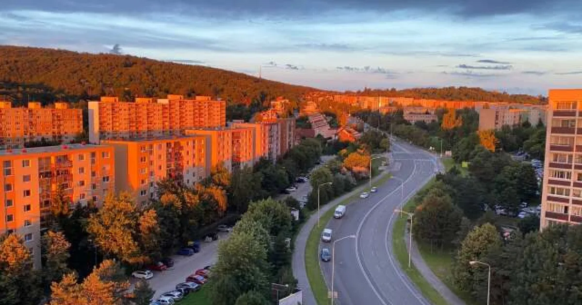 Ročný plat nestačí na byt: Koľko štvorcových metrov kúpite za celoročnú mzdu?