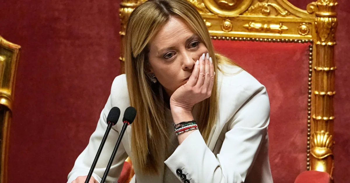 Salvini vyzval na zastavenie pomoci Ukrajine, Meloniová ho okamžite schladila na zjazde. 9 Salvini vyzval na zastavenie pomoci Ukrajine, Meloniová ho okamžite schladila na zjazde.