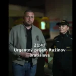 Šaško vyzval ľudí, aby sa dali zaočkovať. Pred kamerou ukázal, že vakcíne dôveruje