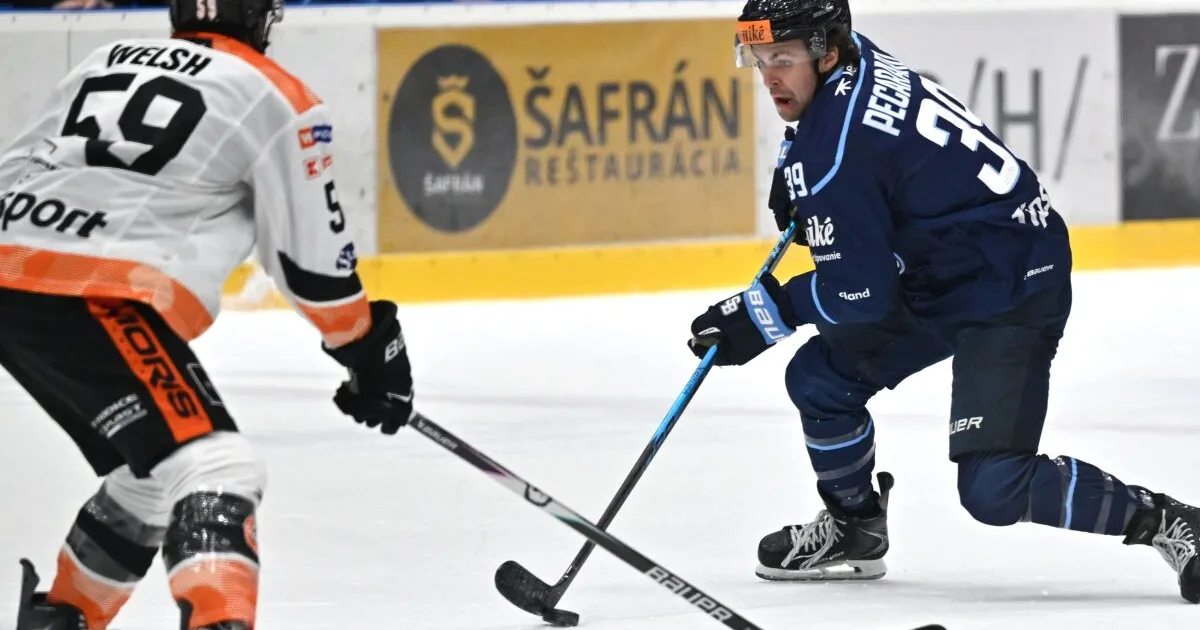Slovan zdolal Michalovce za 26 minút, Janus s nulou za Žilinu. Poprad je stále líder