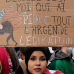 Tisíce mladých Francúzov protestovali pokojne, pred víkendom hrozia ďalšie zákazy