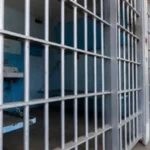 Tričko sa zachytilo o skrutku a začalo ho škrtiť. Chlapec (13) sa obesil v tobogane